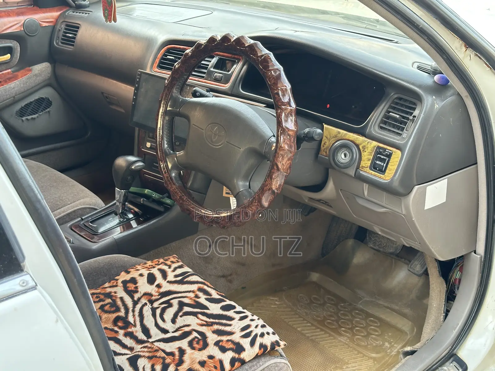 Toyota Cresta 2002 White