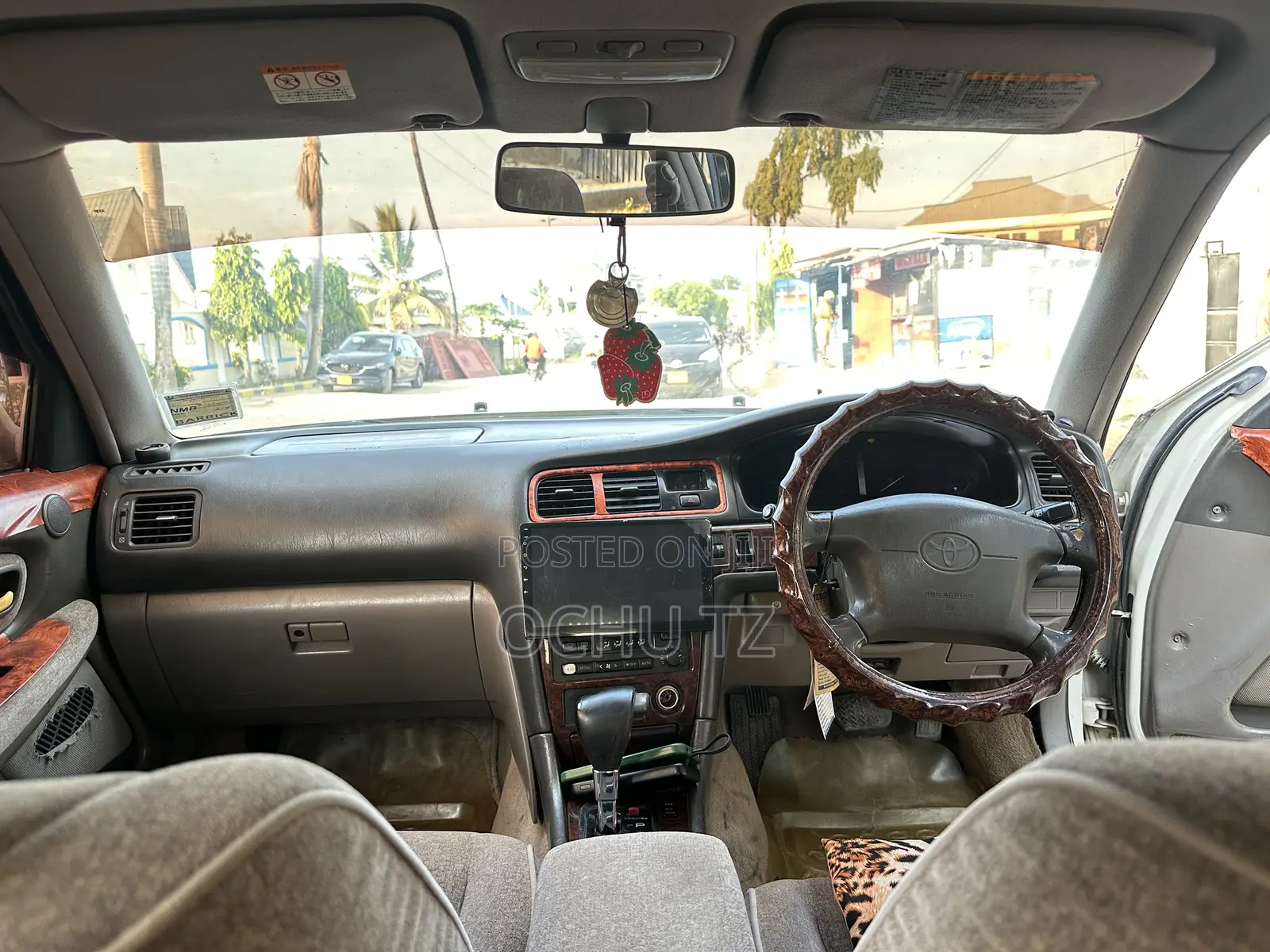 Toyota Cresta 2002 White
