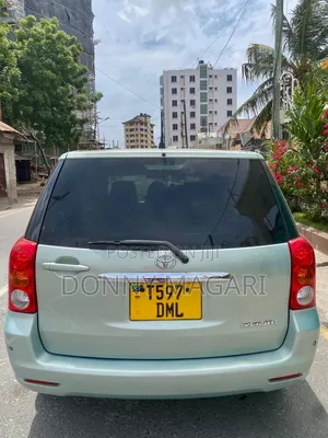 Toyota Raum 2008 Blue