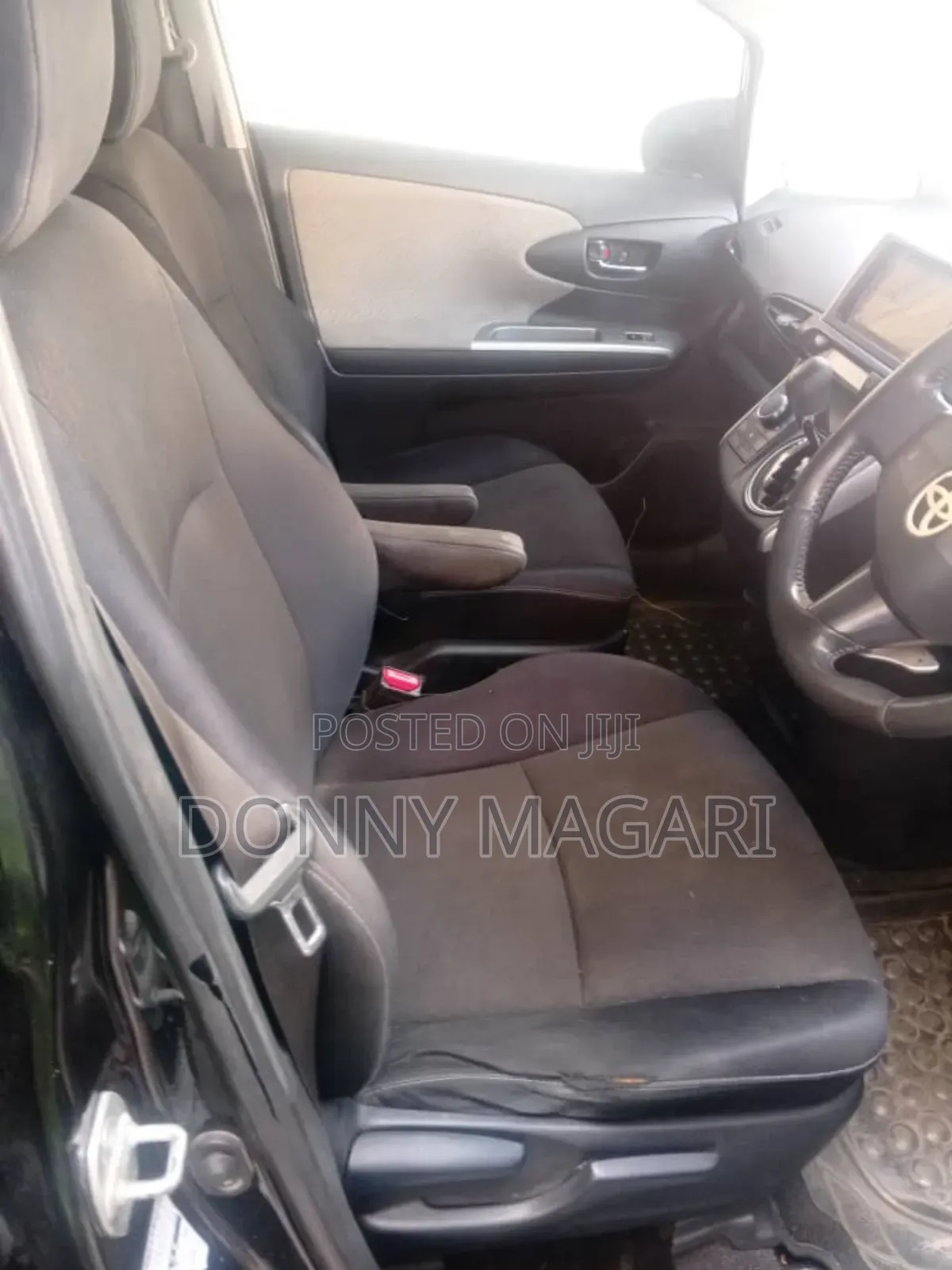 Toyota Wish 2012 Black