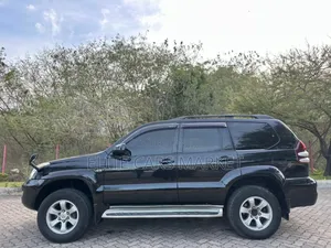 Toyota Land Cruiser Prado 2007 Black