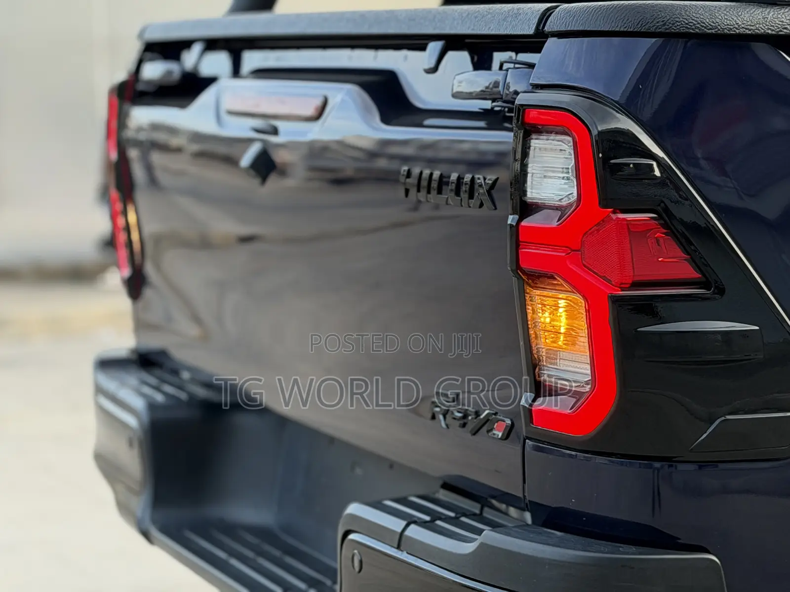 Toyota Hilux Revo Double Cab Deisel 2.8 AWD 2021 Blue
