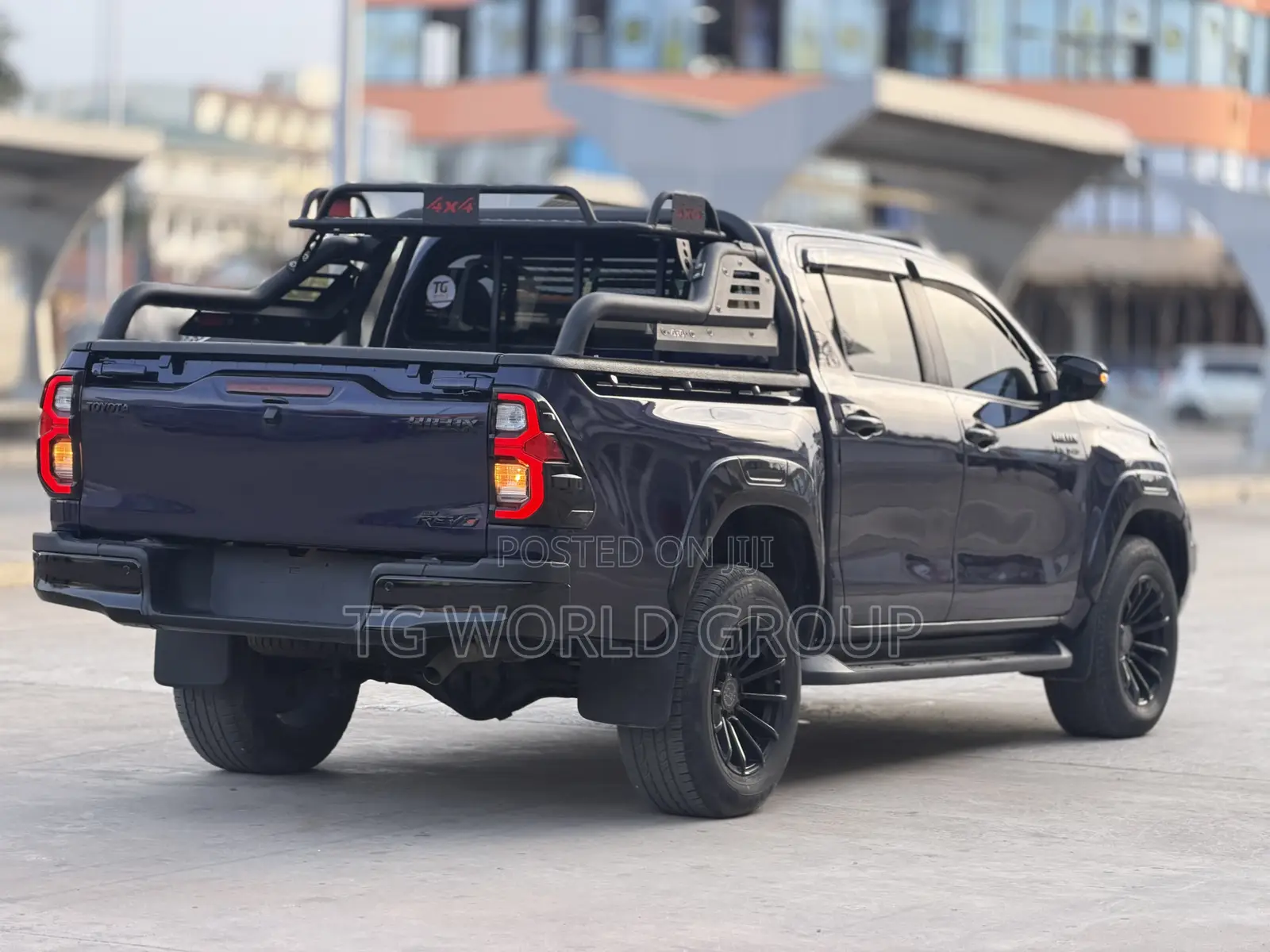 Toyota Hilux Revo Double Cab Deisel 2.8 AWD 2021 Blue