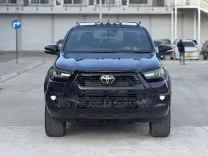 Toyota Hilux Revo Double Cab Deisel 2.8 AWD 2021 Blue
