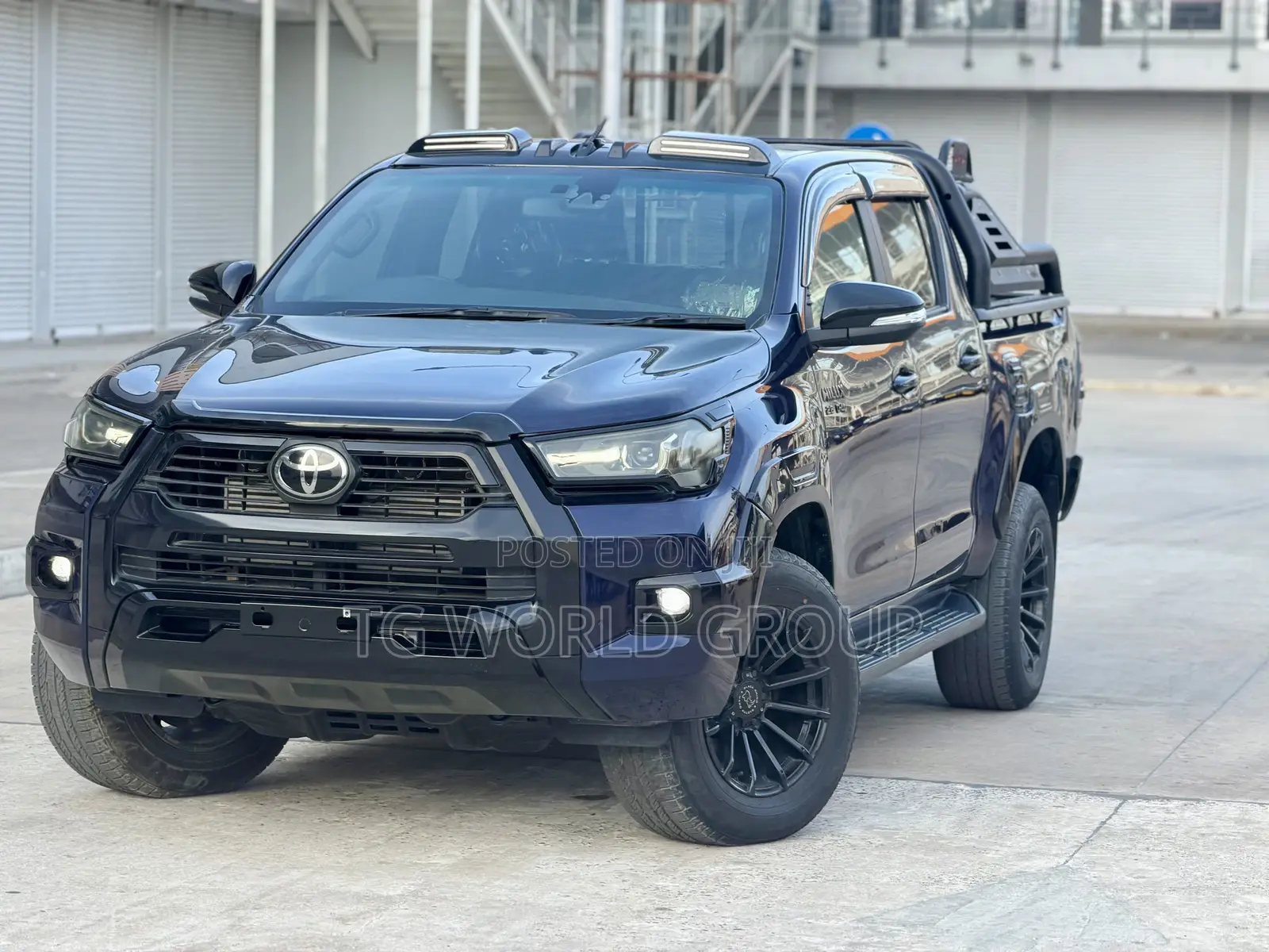 Toyota Hilux Revo Double Cab Deisel 2.8 AWD 2021 Blue