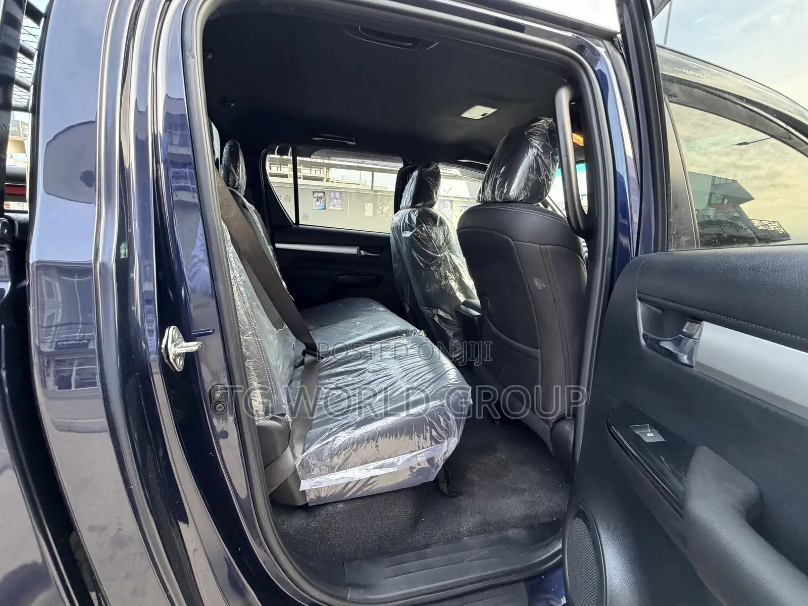 Toyota Hilux Revo Double Cab Deisel 2.8 AWD 2021 Blue