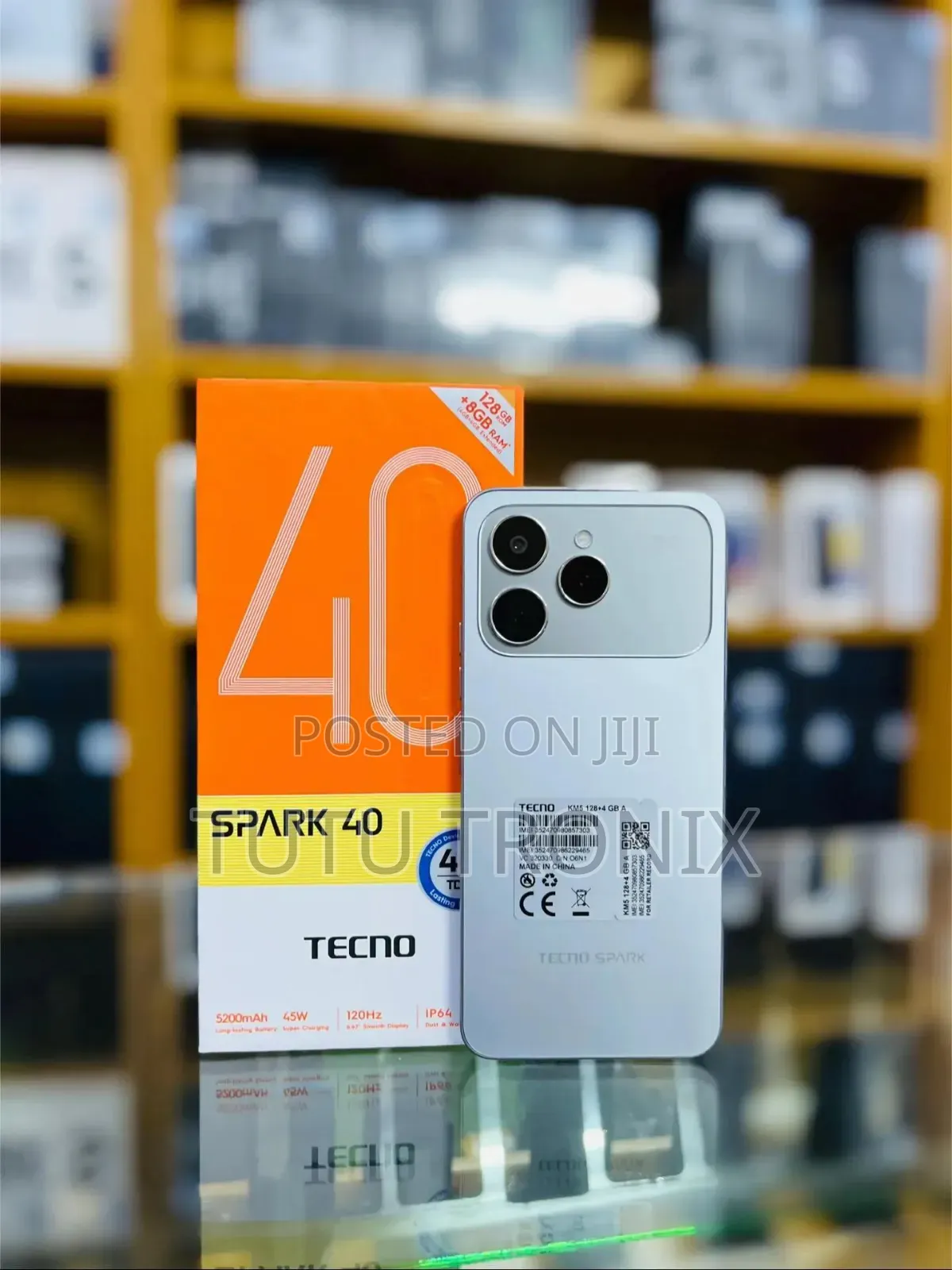 New Tecno Spark 40 128 GB Silver