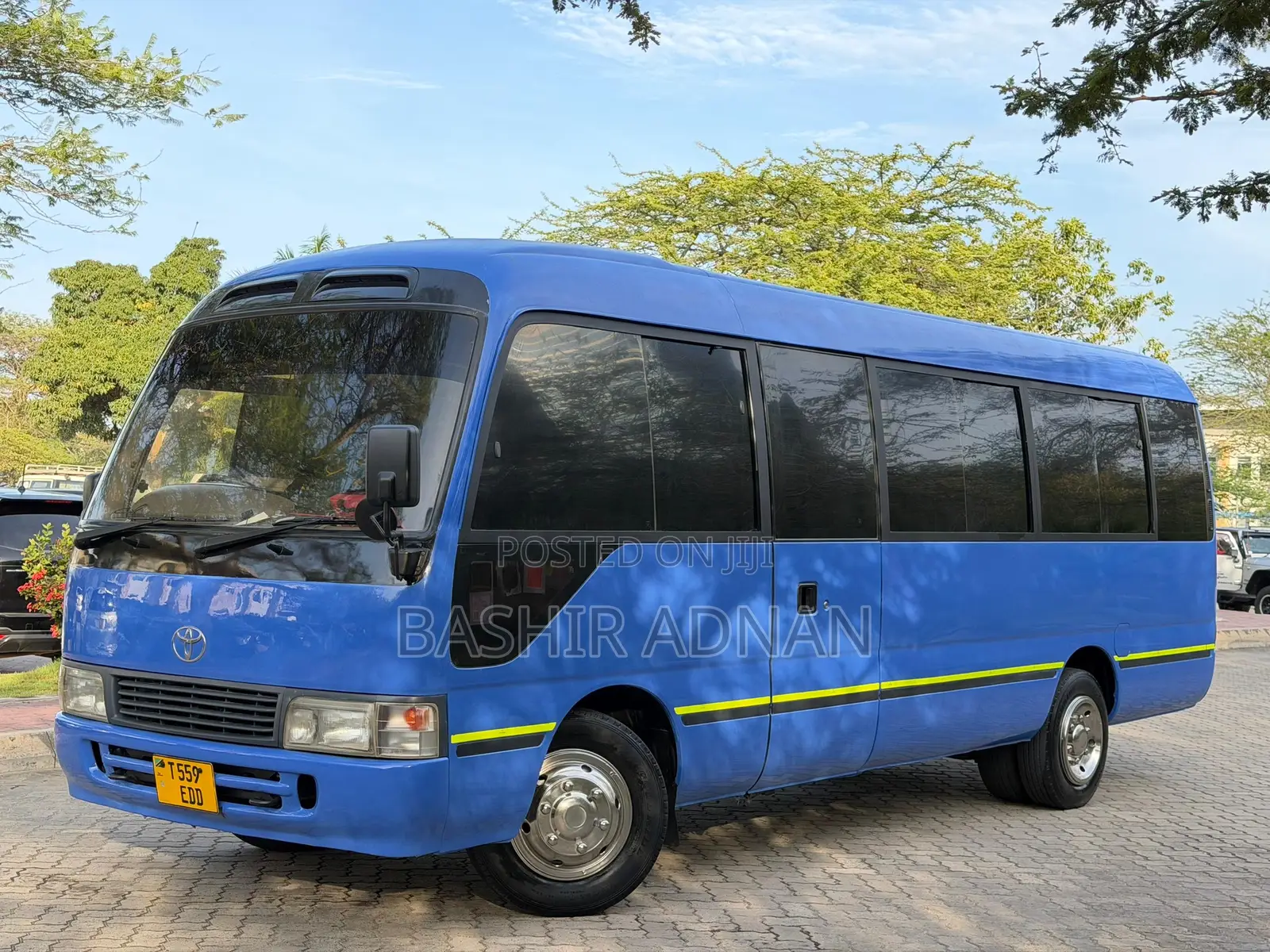 Toyota Coaster 1996 Blue