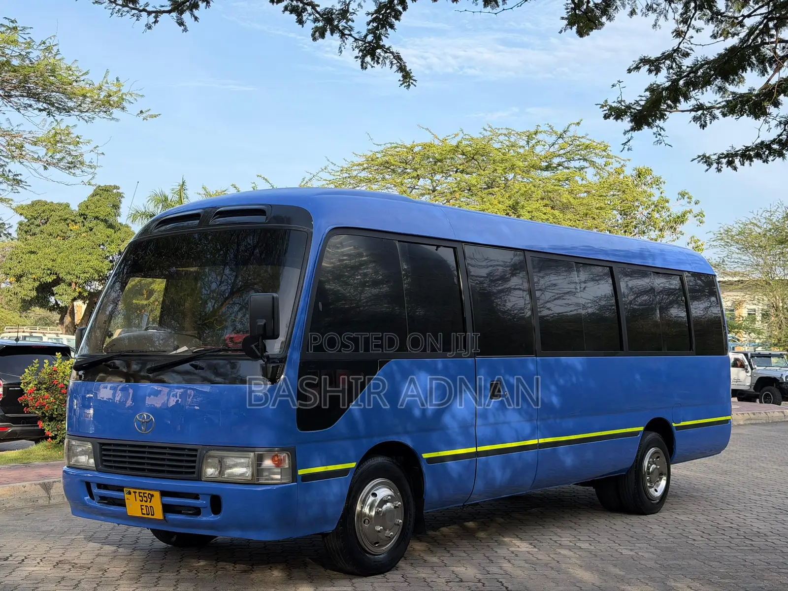 Toyota Coaster 1996 Blue