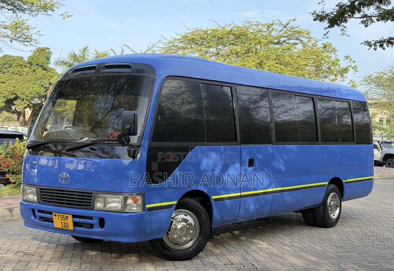 Toyota Coaster 1996 Blue