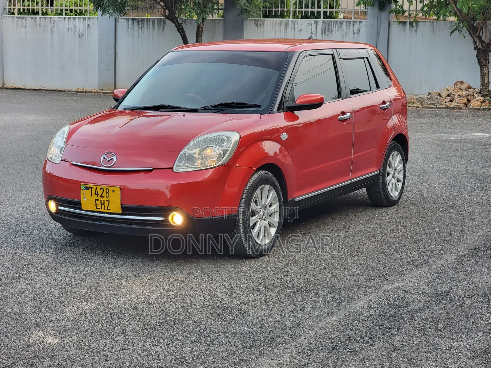 Mazda Verisa 2010 Maroon