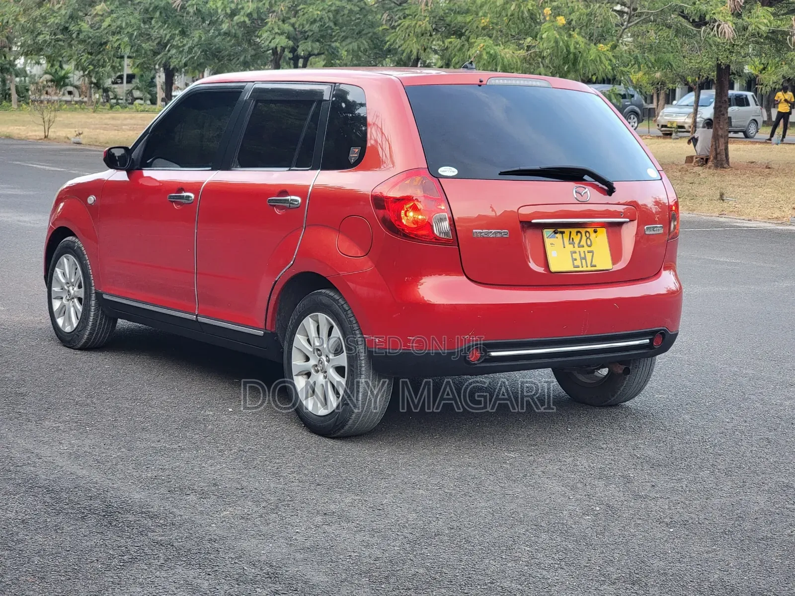 Mazda Verisa 2010 Maroon