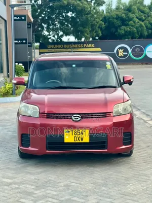 Toyota Corolla Rumion 2010 Red