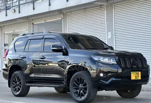 Toyota Land Cruiser Prado 2013 Black