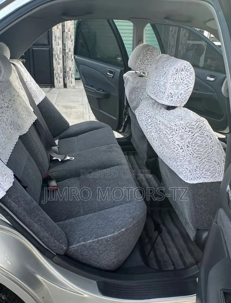 Toyota Carina 2001 Silver