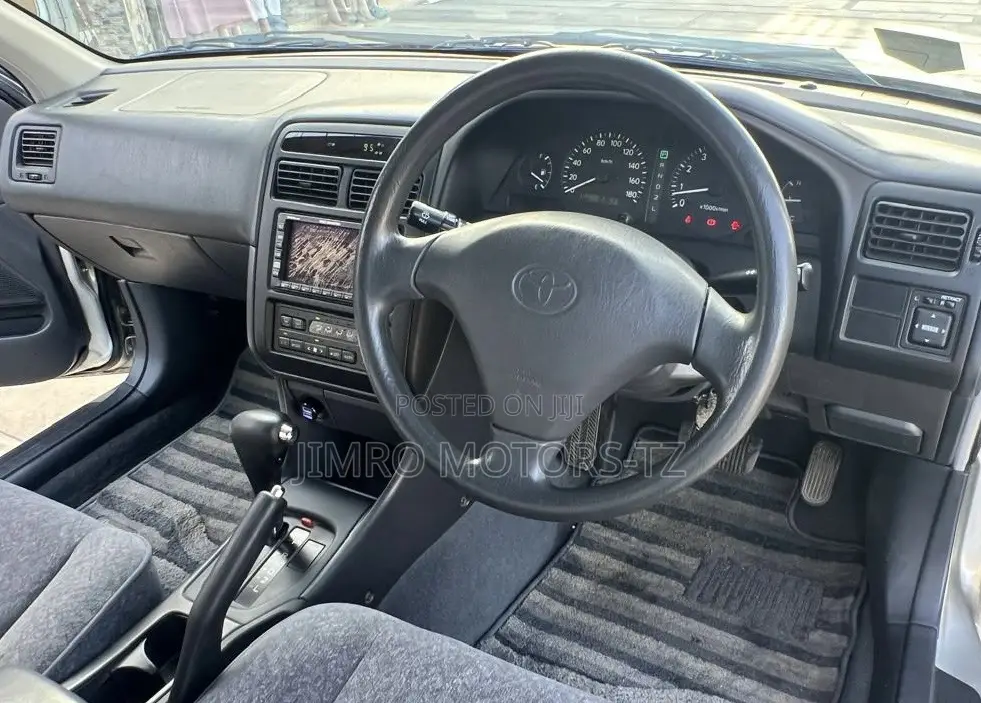Toyota Carina 2001 Silver