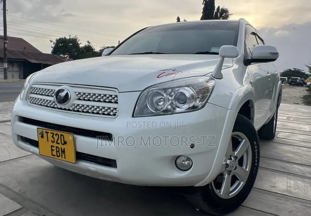 Toyota RAV4 2007 White
