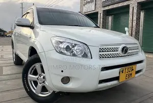 Toyota RAV4 2007 White
