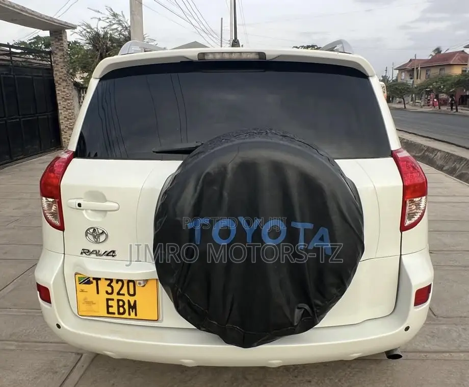 Toyota RAV4 2007 White