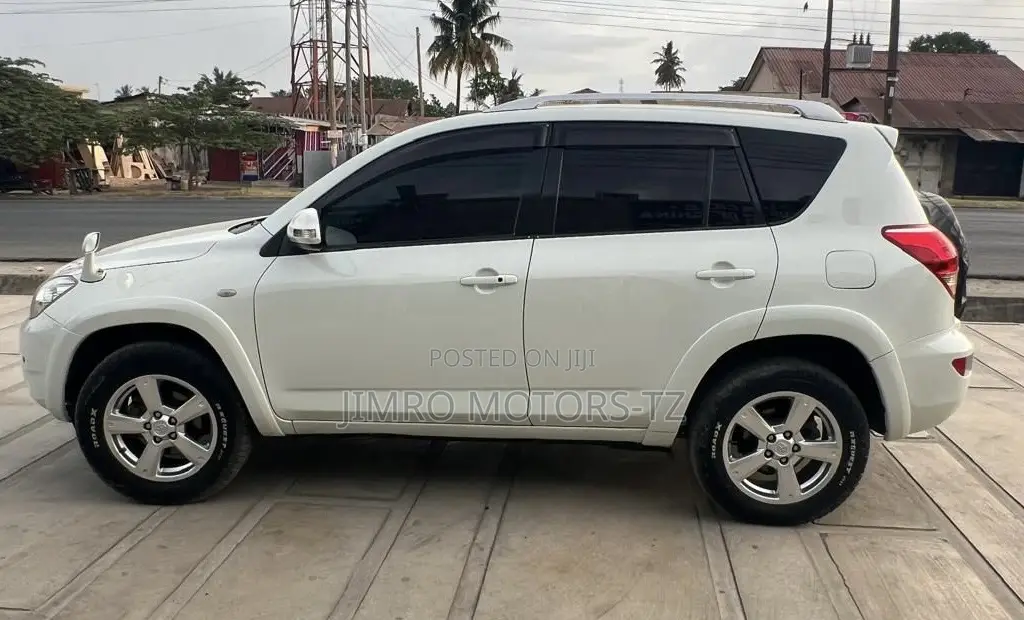 Toyota RAV4 2007 White