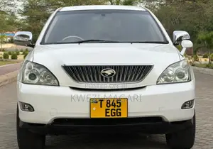 Toyota Harrier 2004 White