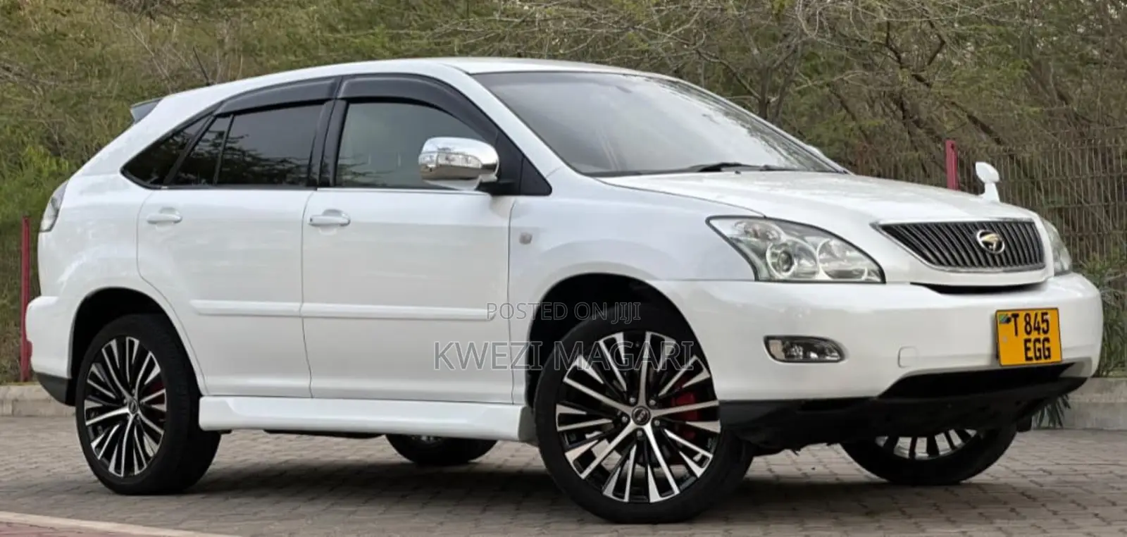 Toyota Harrier 2004 White