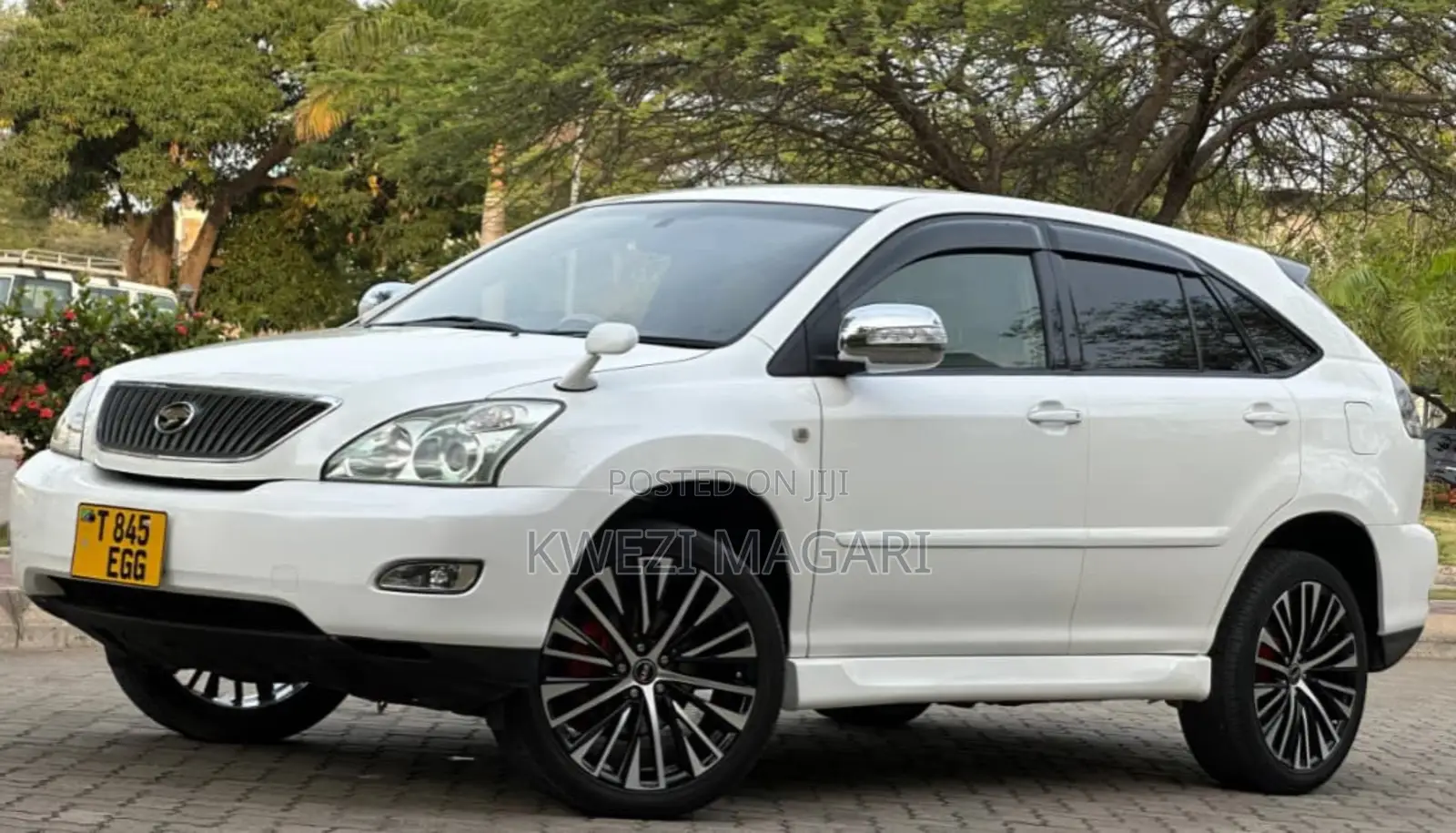 Toyota Harrier 2004 White