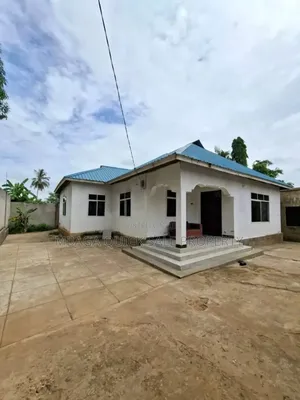 4bdrm House in Goba for rent
