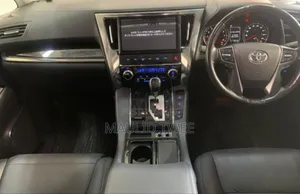 Toyota Alphard 2020 White