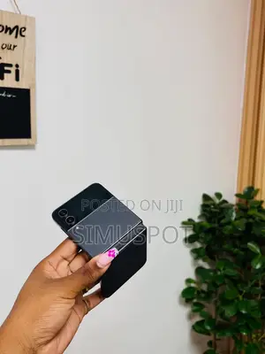 New Samsung Galaxy Z Flip 3 256 GB Black