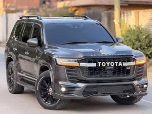 Toyota Land Cruiser 2018 Gray