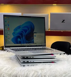 Laptop HP EliteBook 840 G10 16GB Intel Core I7 SSD 256GB