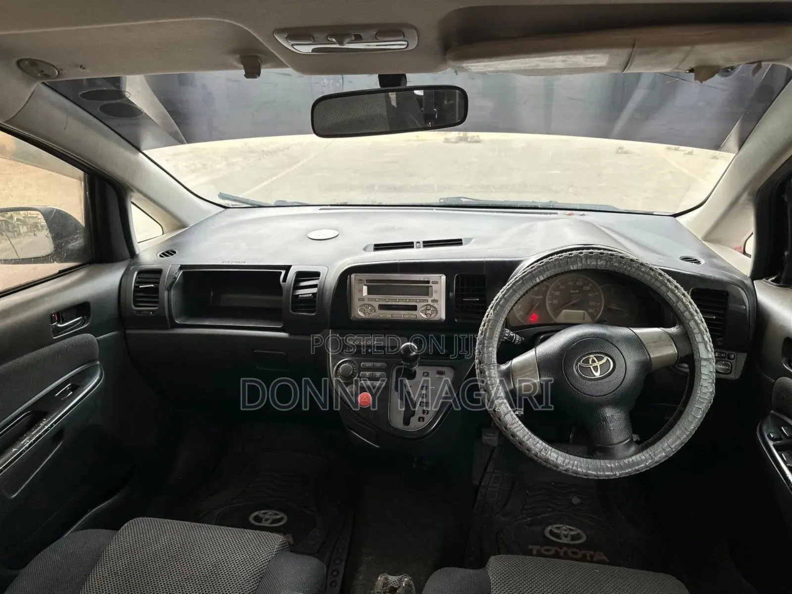 Toyota Wish 2004 Black