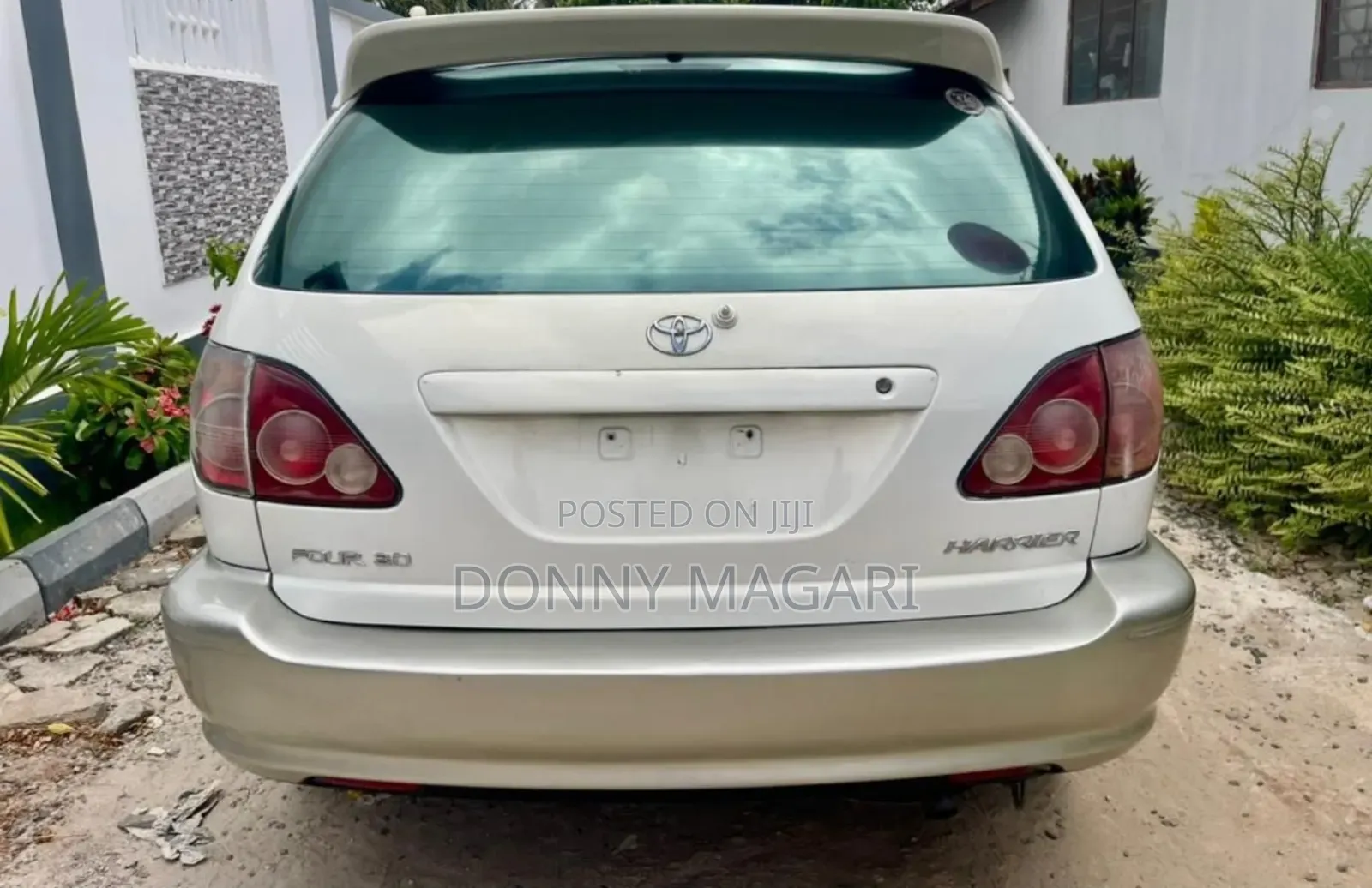 Toyota Harrier 2004 White