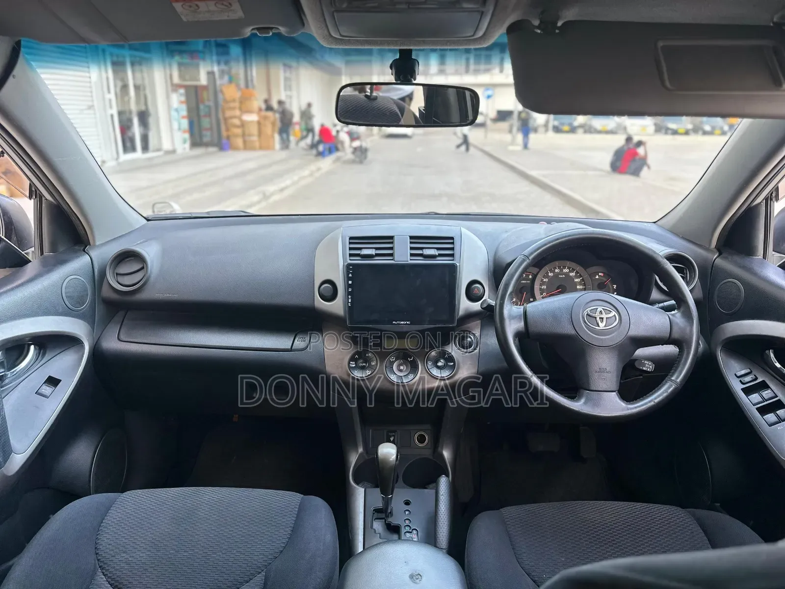 Toyota RAV4 2.5 2010 Silver