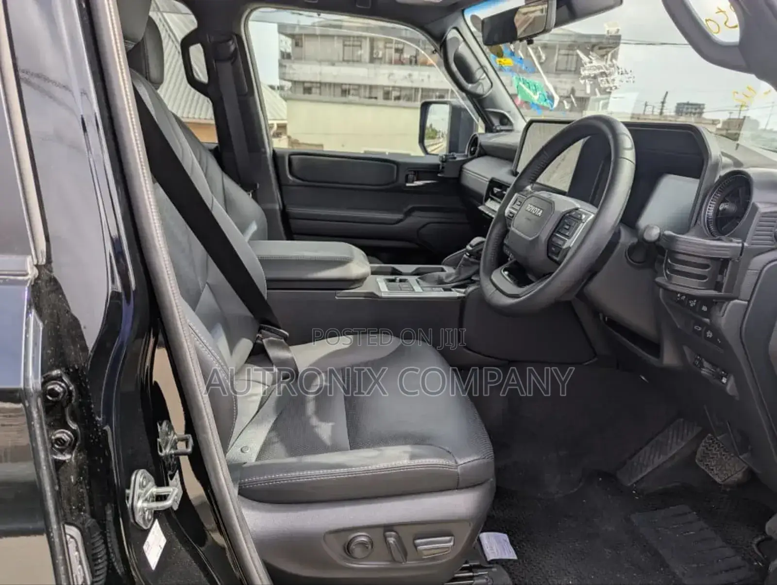 Toyota Land Cruiser LC250 2025 Black