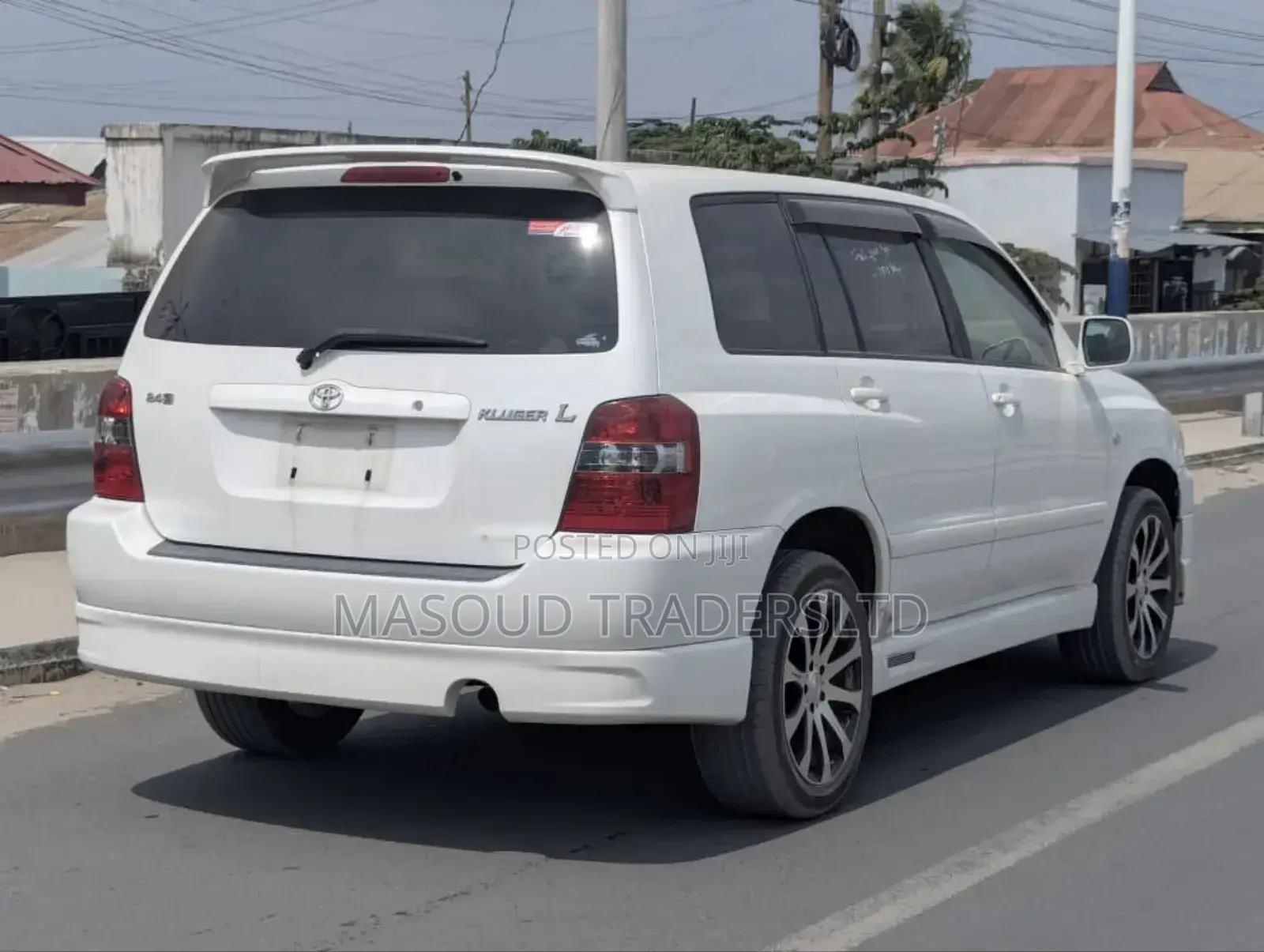 Toyota Kluger 2003 White