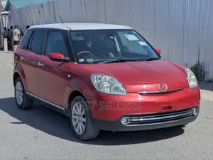 Mazda Verisa 2010 Red