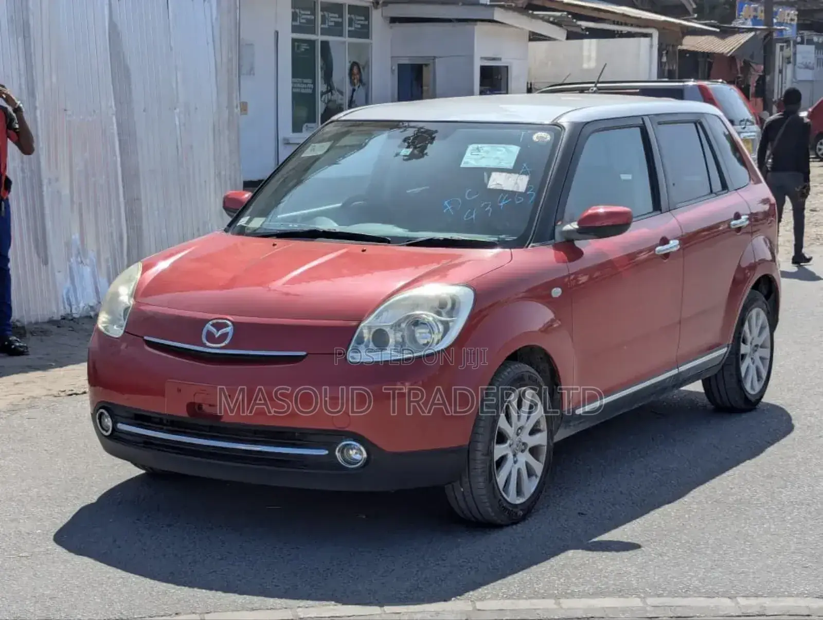 Mazda Verisa 2010 Red