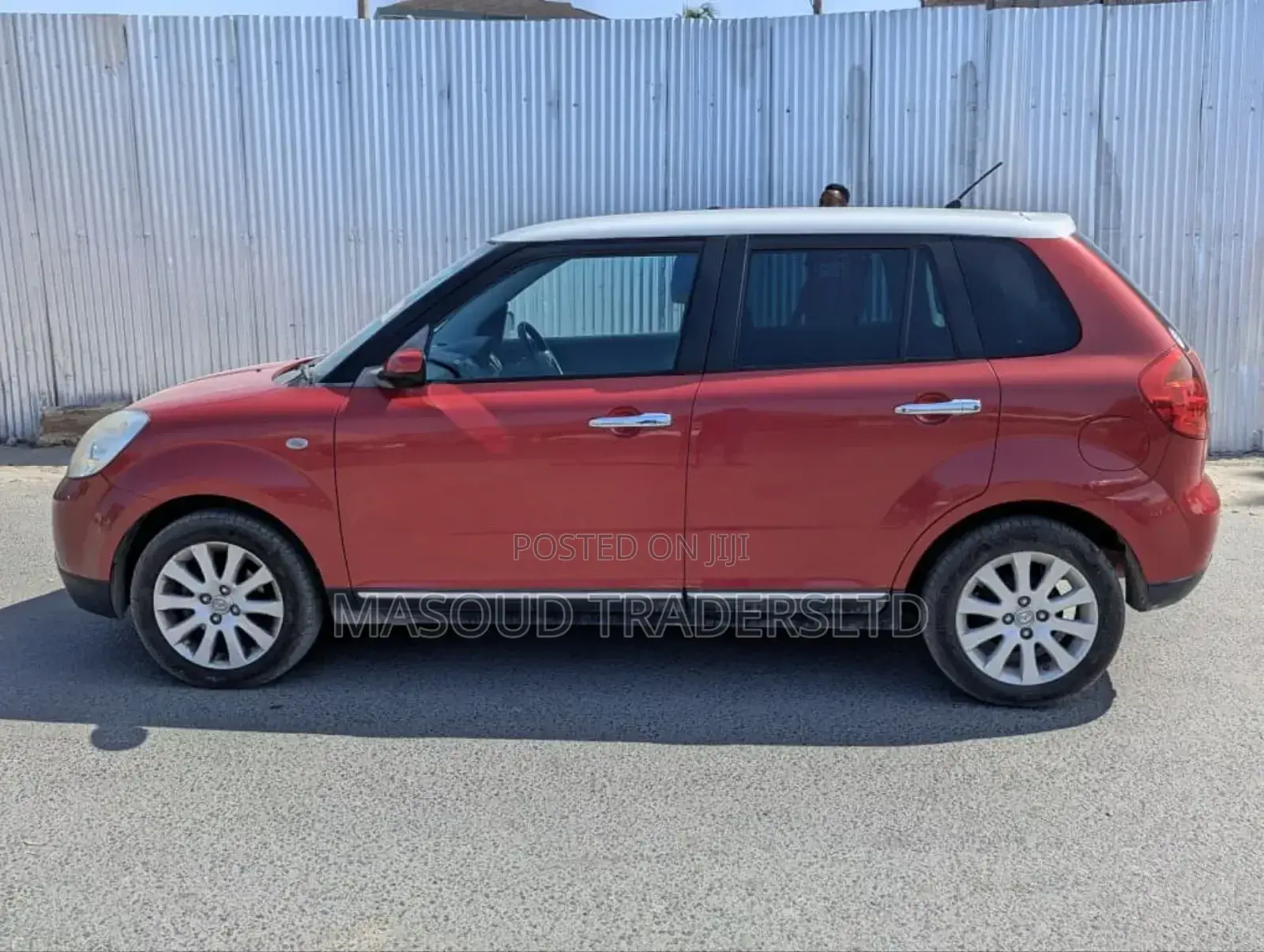 Mazda Verisa 2010 Red