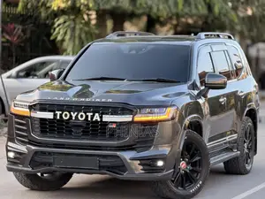 Toyota Land Cruiser 2018 Gray