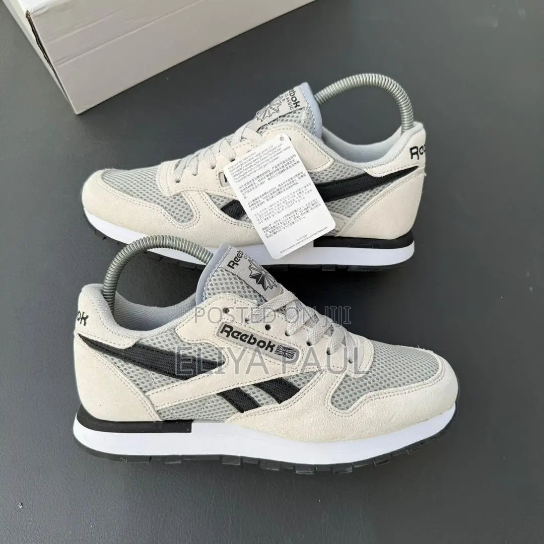 Reebok Sneaker