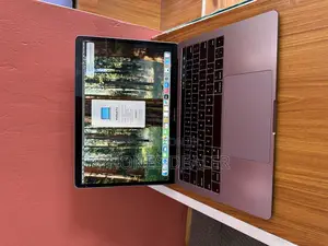 Laptop Apple MacBook Pro 2019 16GB Intel Core I7 SSD 512GB