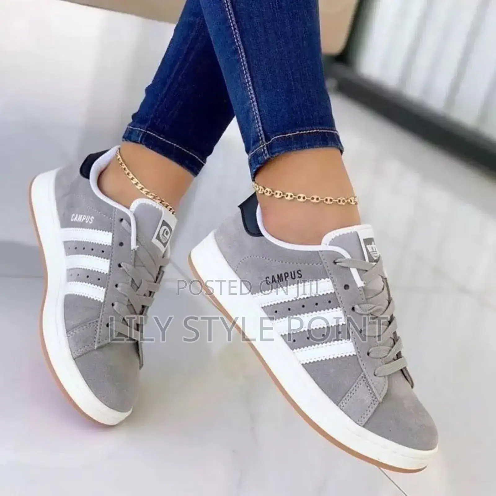 New Simple Sneakers