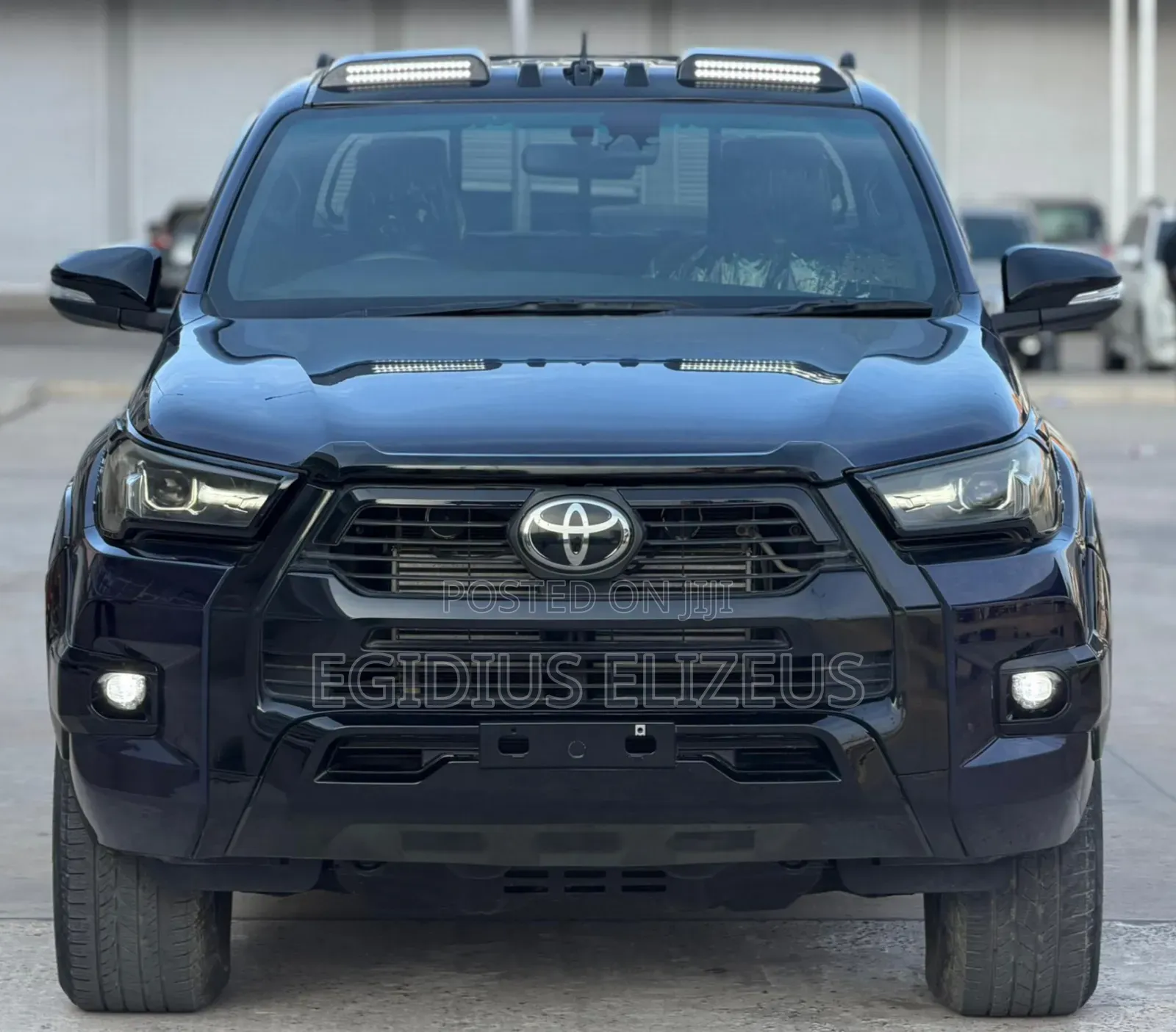 Toyota Hilux 2021 Blue