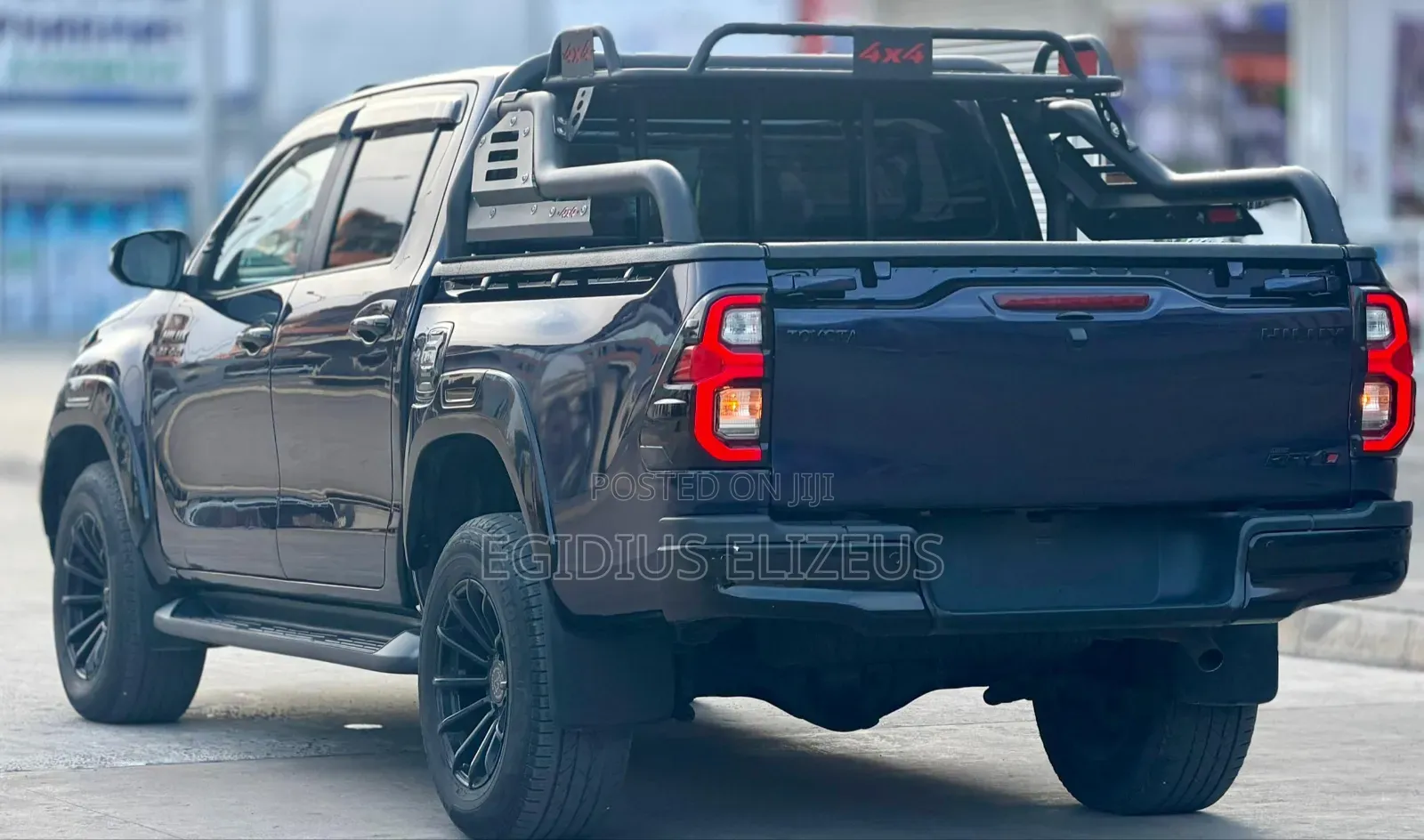 Toyota Hilux 2021 Blue
