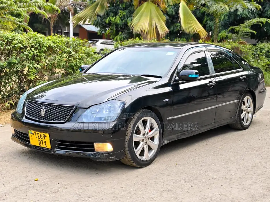 Toyota Crown 2006 Black