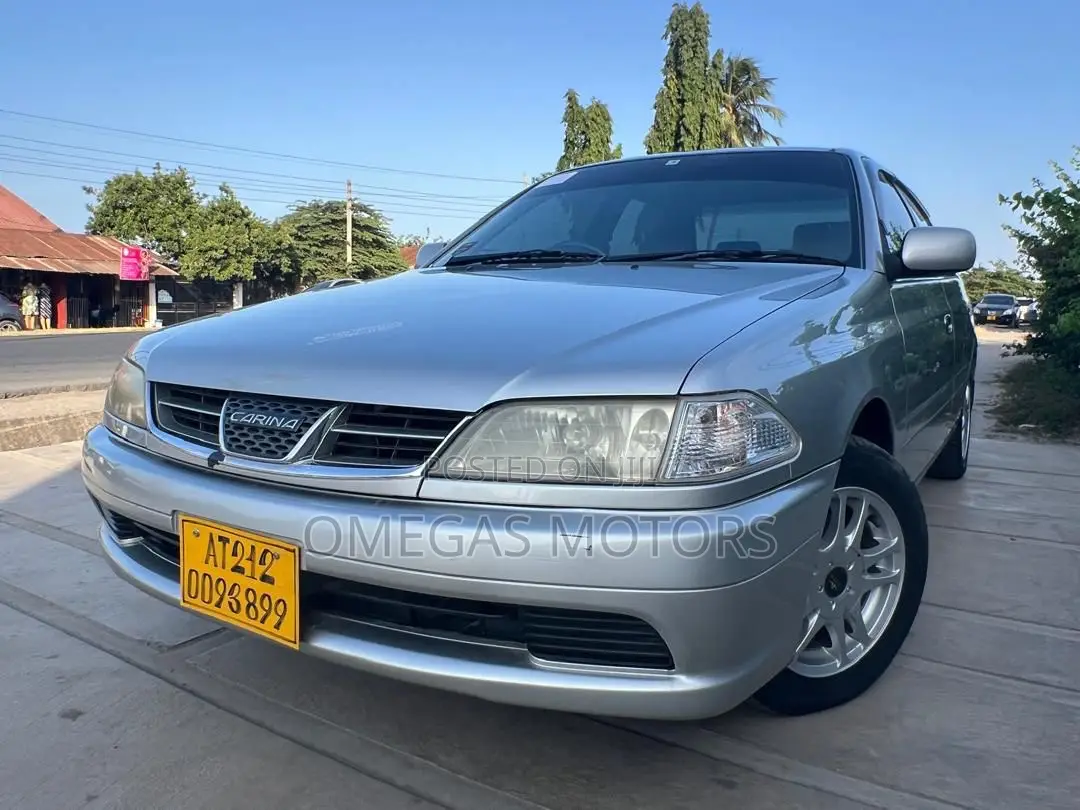 Toyota Carina 1.5 FWD Sedan 2001 Silver