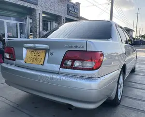 Toyota Carina 1.5 FWD Sedan 2001 Silver