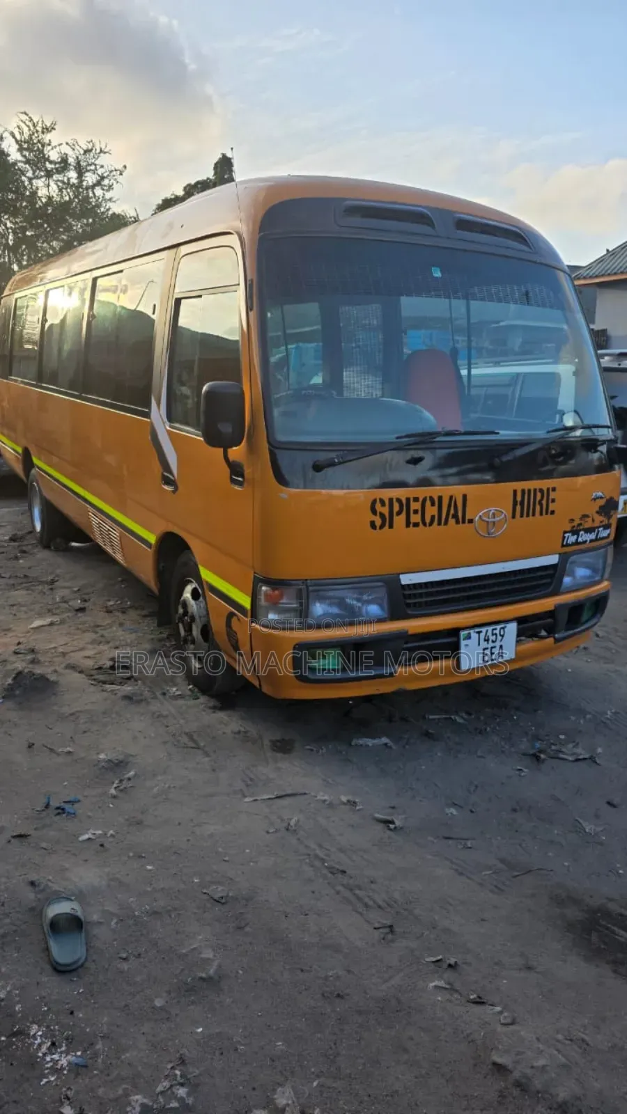 Toyota Coaster 2005 Orange